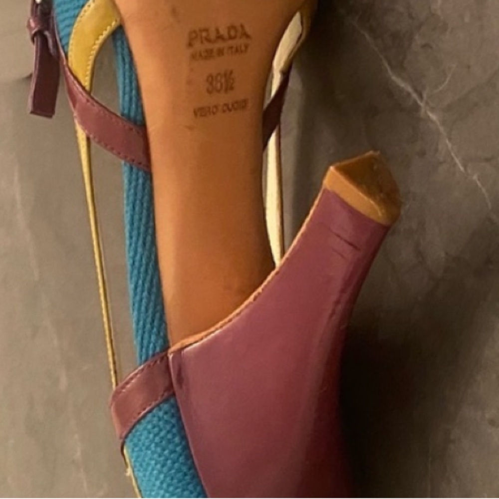 Prada Blue and Yellow Heels with Modern Design - Picture 12 of 12